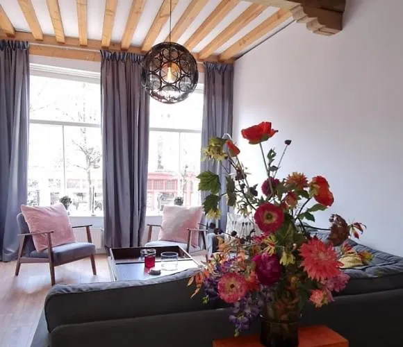 Mes Amis * デルフト